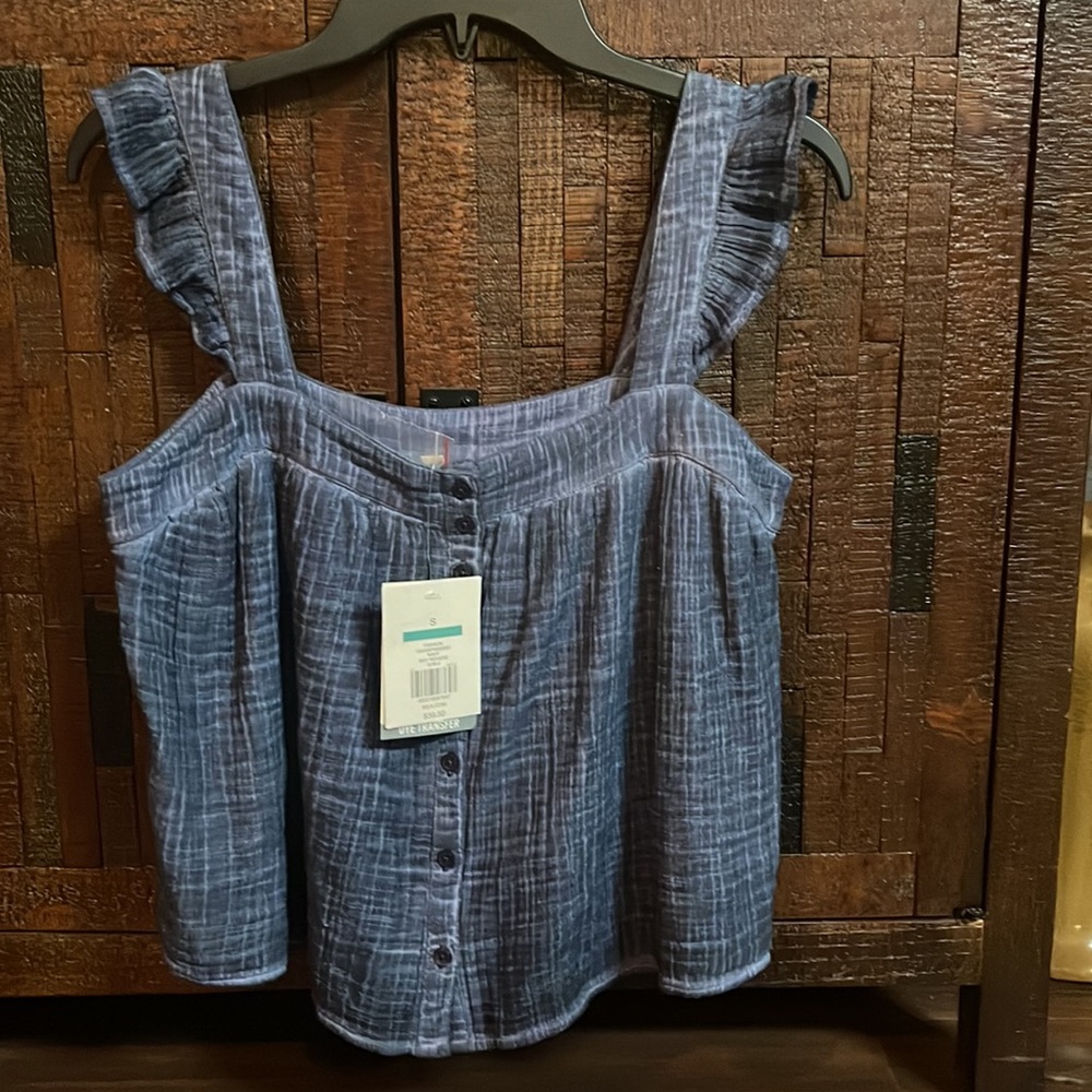 NWT- True Craft Top